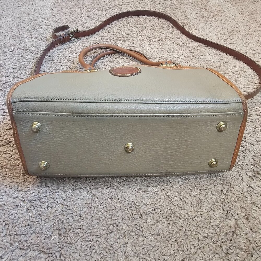 Dooney & Bourke R212 Buckle Satchel AWL Leather Crossbody Top Handle Beige USA - Picture 4 of 16